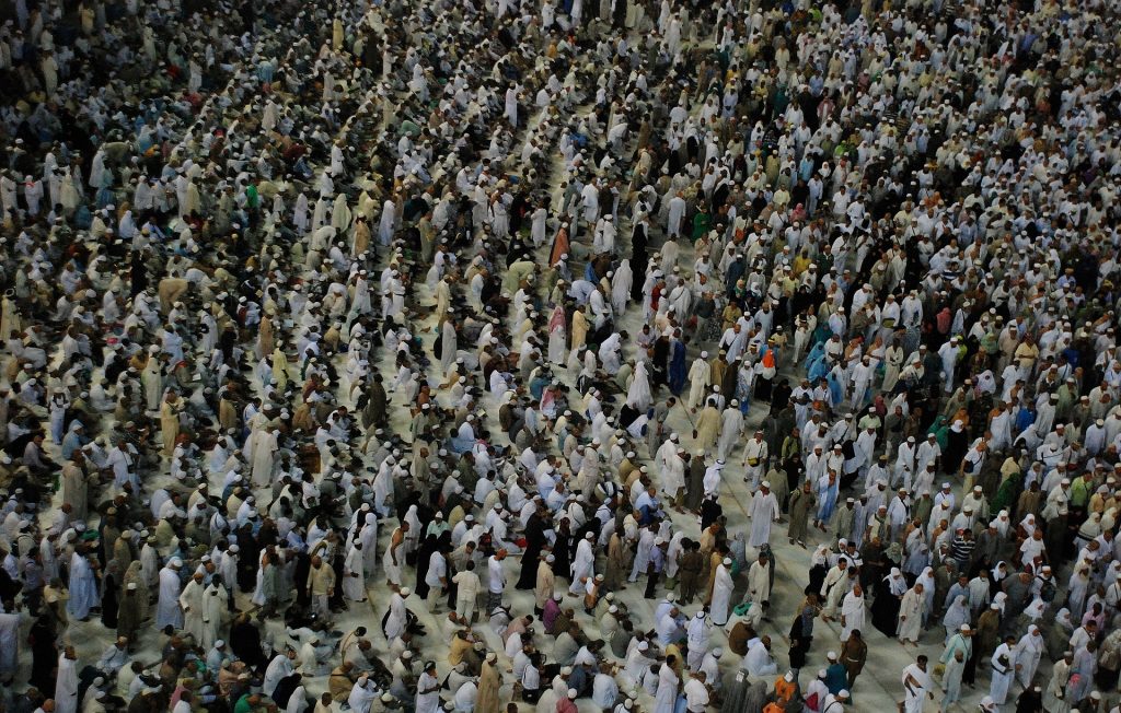 10 Hacks for an Easy Hajj - IIPH